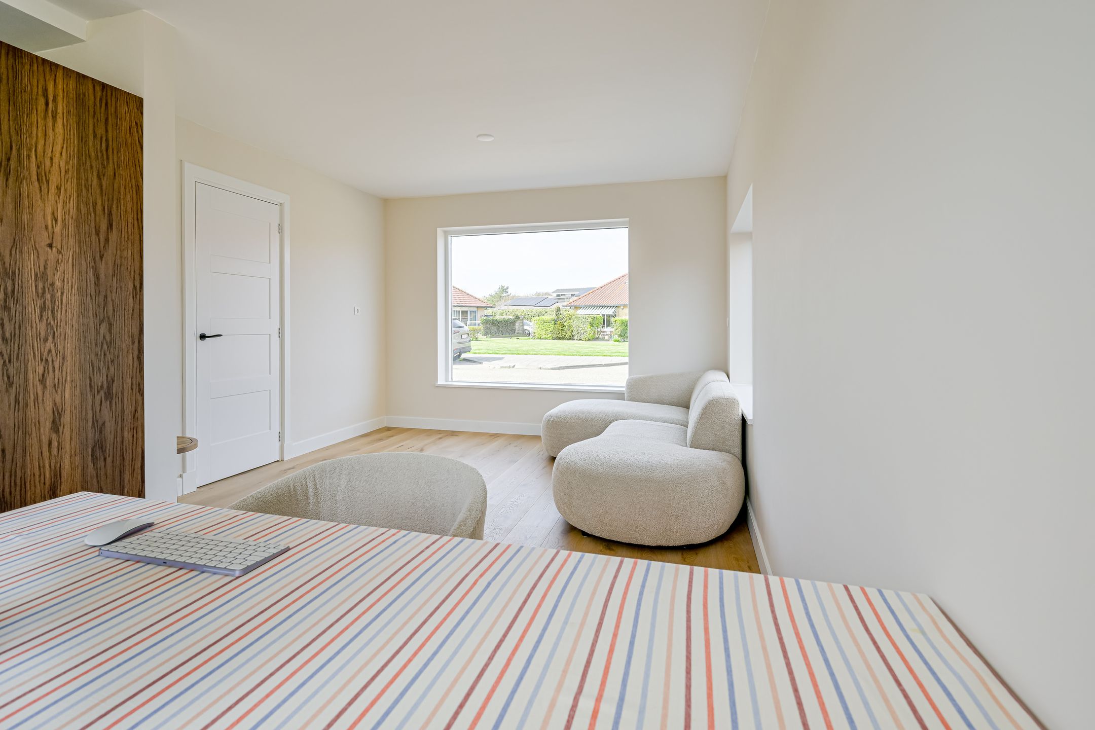 Renovated Semi-Detached Home with Recreational Dwelling Near Beach and Forest — 18