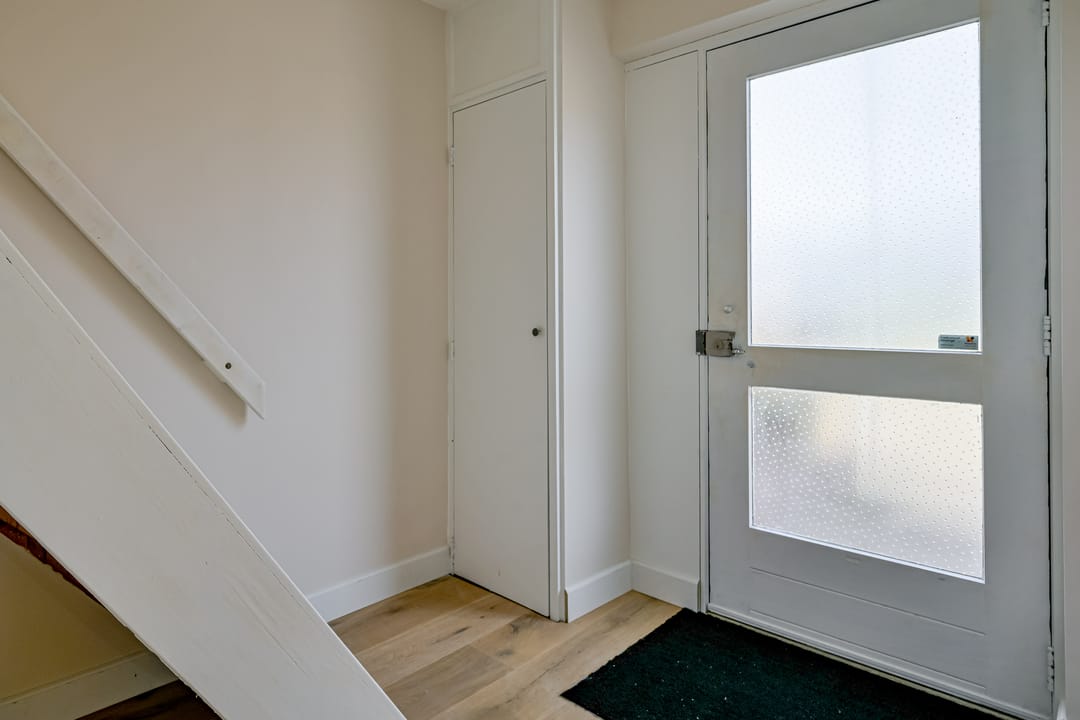 Renovated Semi-Detached Home with Recreational Dwelling Near Beach and Forest — 28