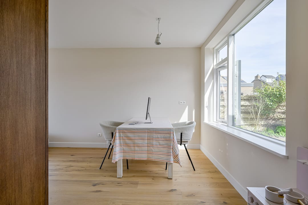 Renovated Semi-Detached Home with Recreational Dwelling Near Beach and Forest — 17