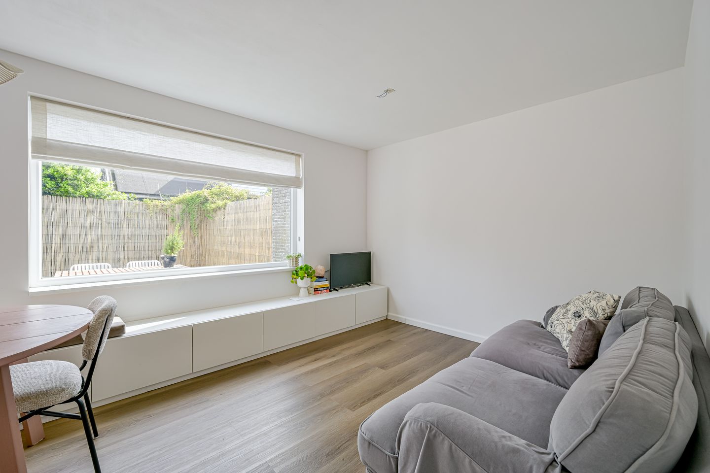 Renovated Semi-Detached Home with Recreational Dwelling Near Beach and Forest — 34