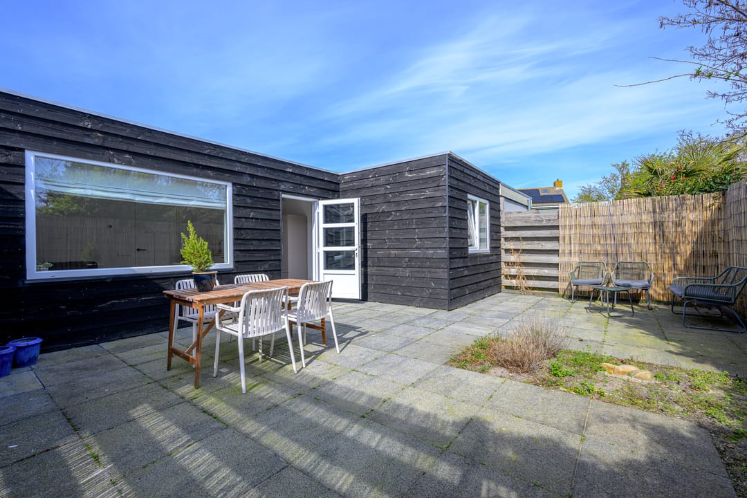 Renovated Semi-Detached Home with Recreational Dwelling Near Beach and Forest — 41