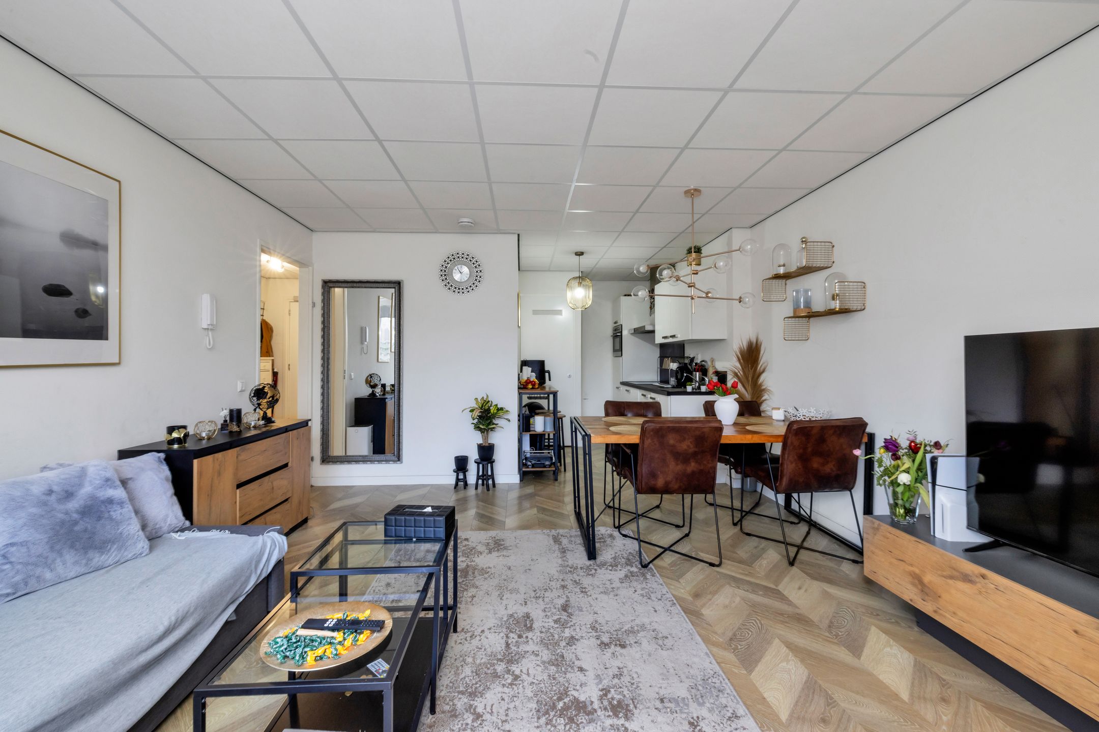 Foto 12 van Brongouw 60-E