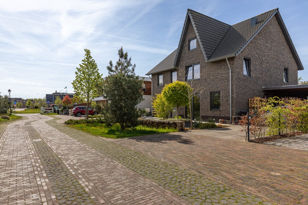 Photo 13 of Cecil Powellhof 3