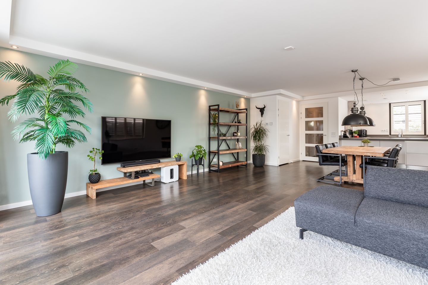 Photo 20 of Cecil Powellhof 3