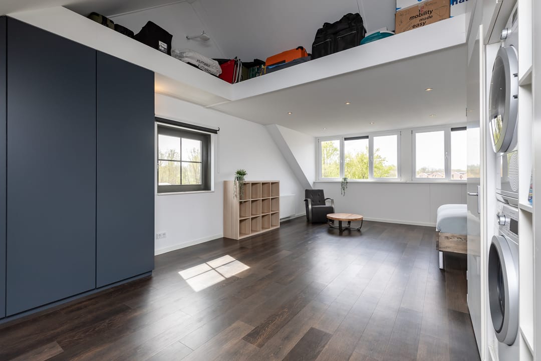 Photo 71 of Cecil Powellhof 3