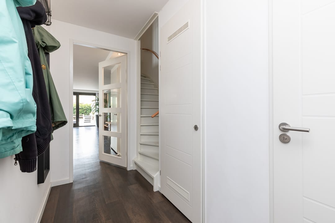 Photo 16 of Cecil Powellhof 3