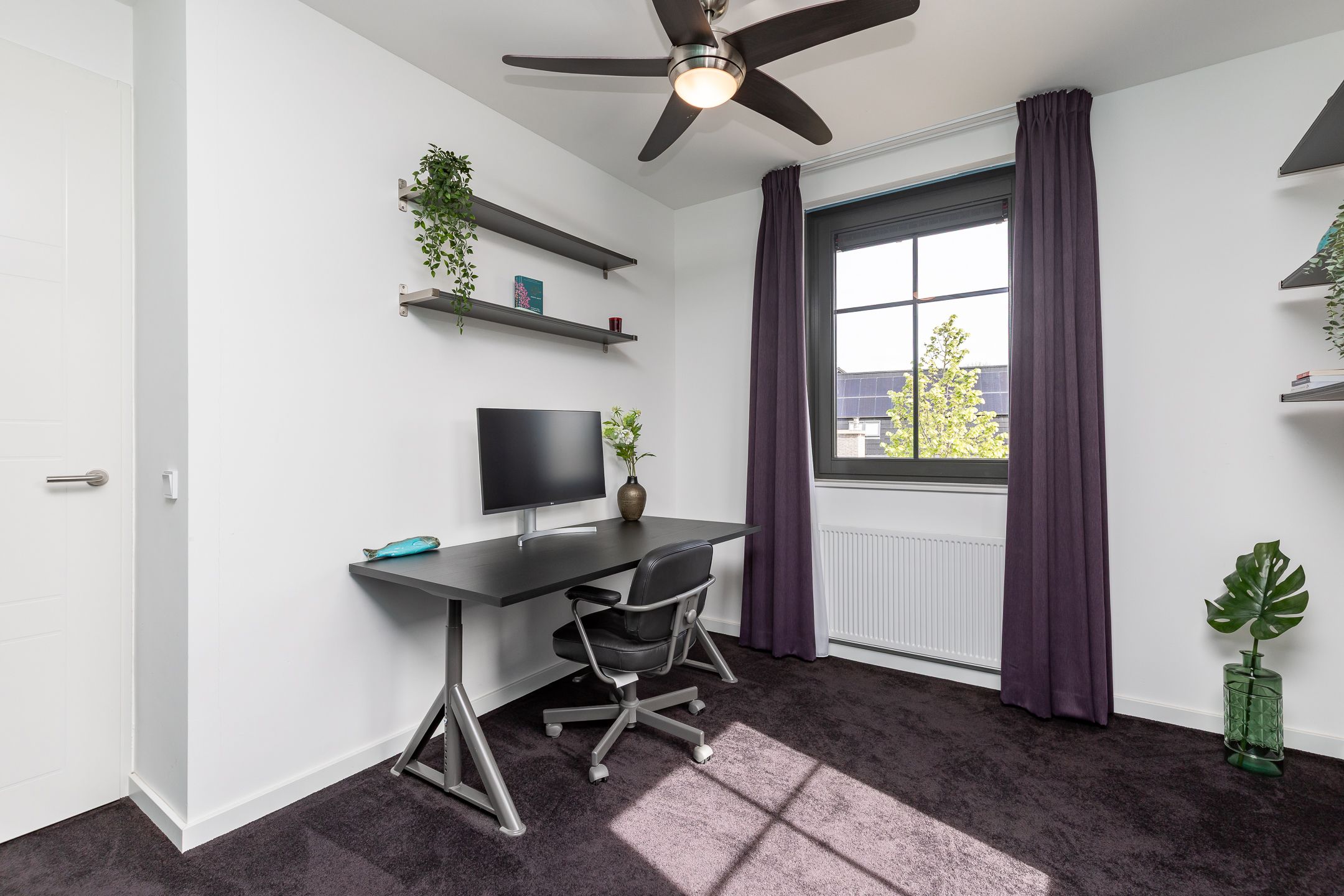 Photo 60 of Cecil Powellhof 3