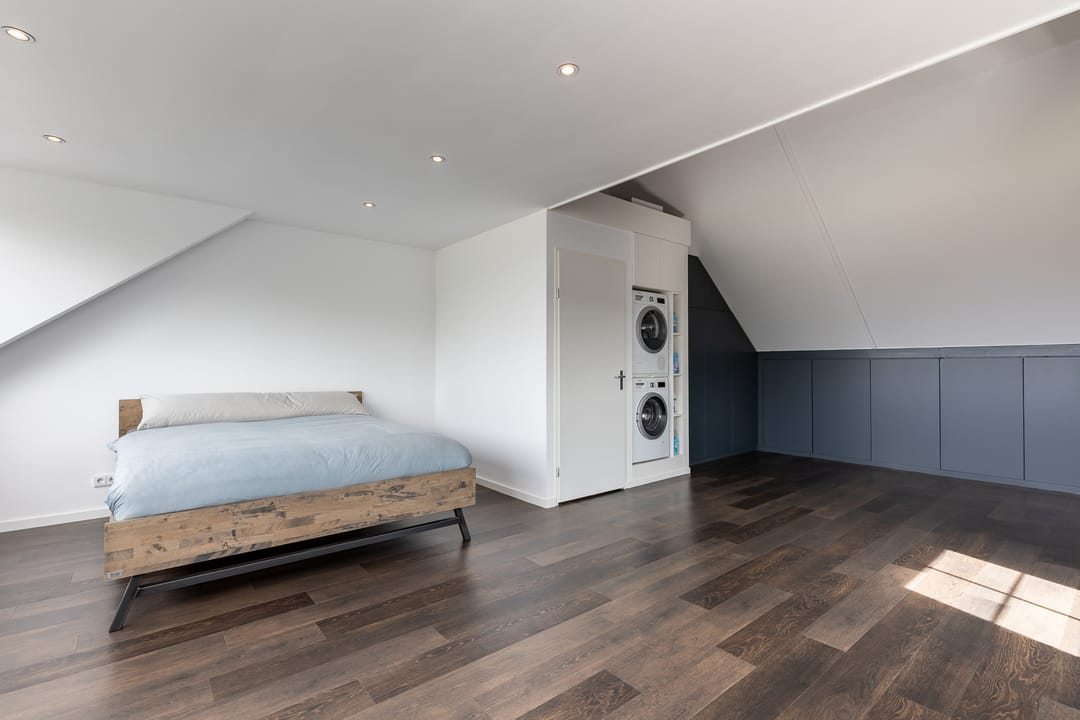 Photo 68 of Cecil Powellhof 3