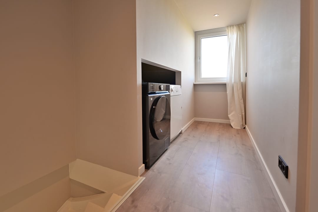 Foto 11 van Delta 24