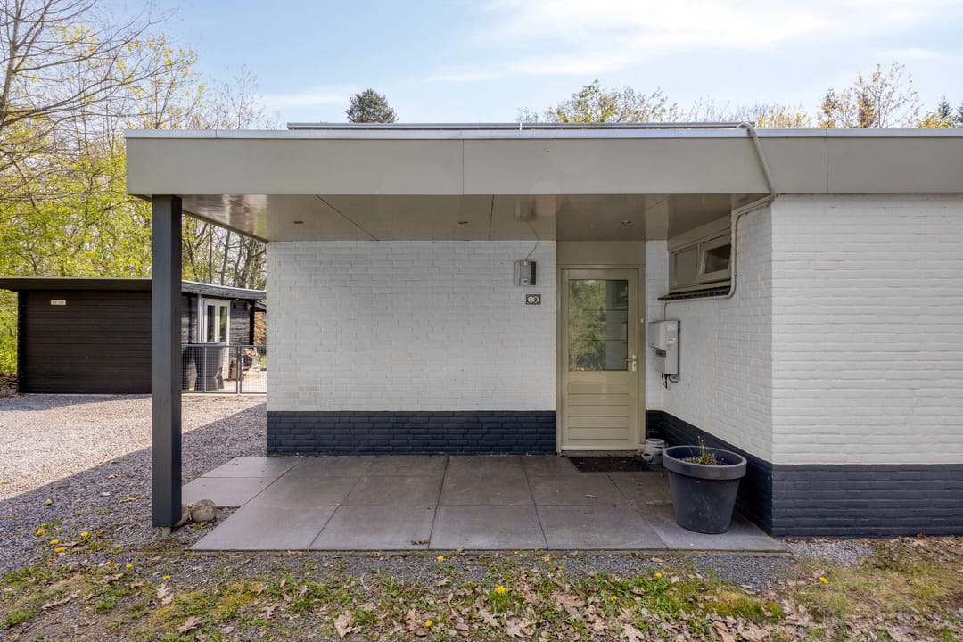 Photo 2 of Grove Den 12