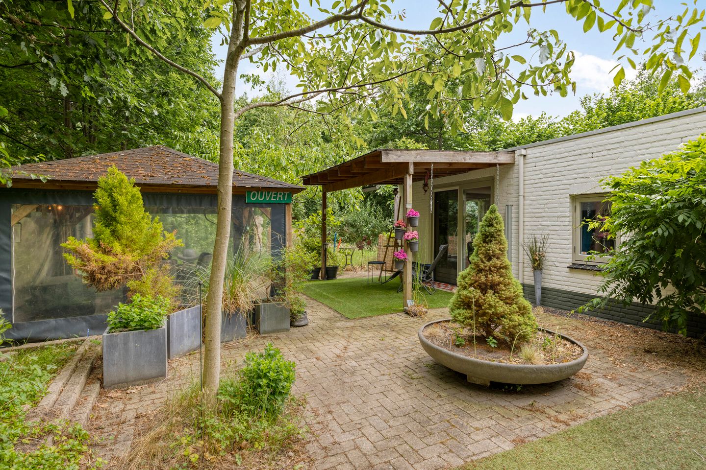 Photo 19 of Grove Den 18