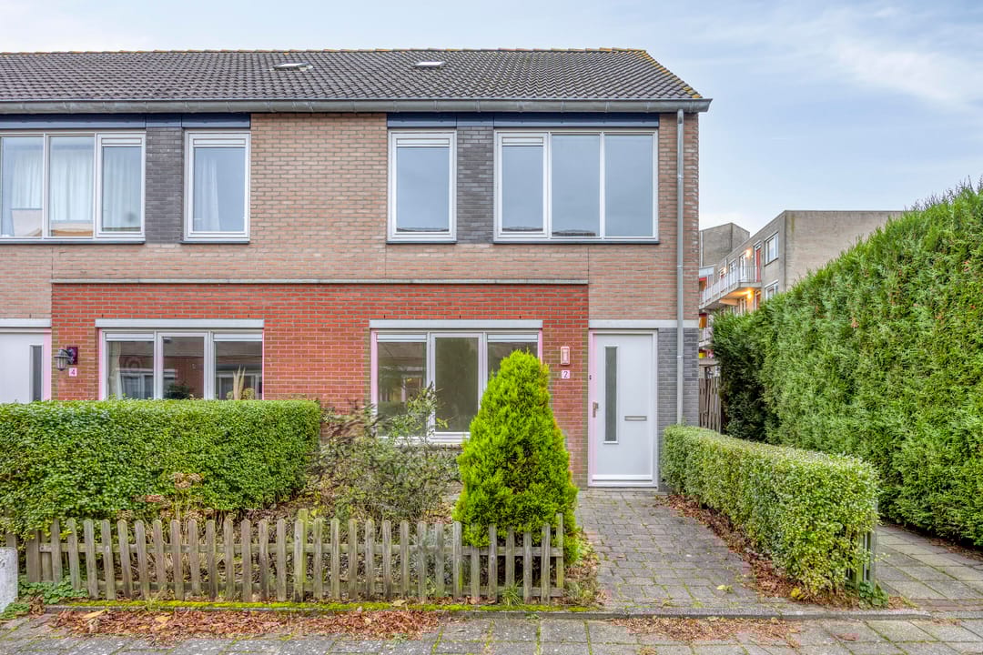 Foto 1 van Alexander Adamskistraat 2