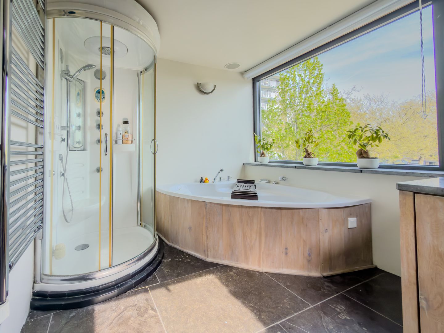 Foto 25 van Da Costastraat 72