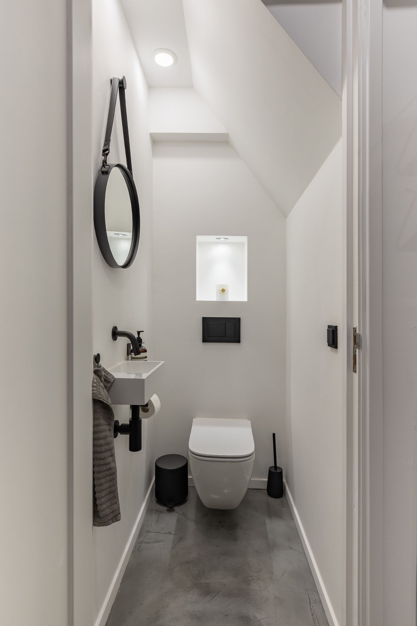 Photo 29 of Sint Willibrordusstraat 16-C