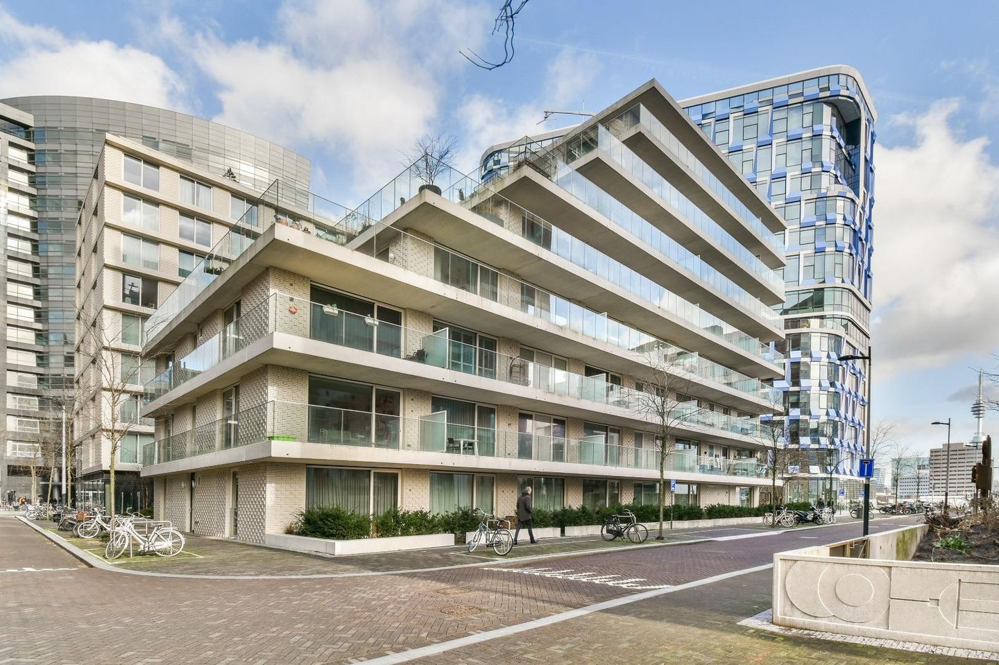 Modern Studio Apartment in Amsterdam Zuidas — 19
