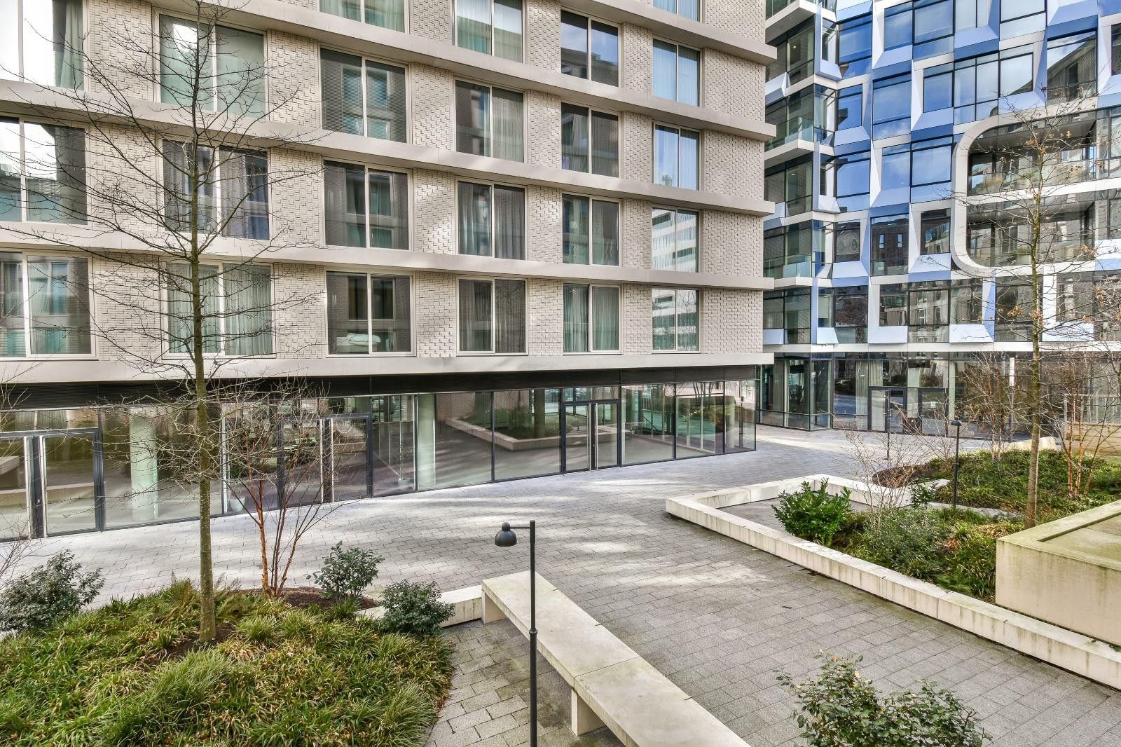 Modern Studio Apartment in Amsterdam Zuidas — 15