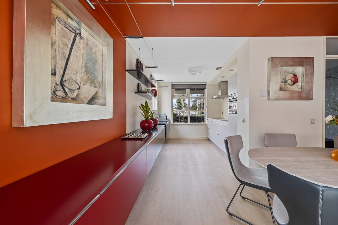 Move-in ready semi-detached home with water views in Ypenburg — 16