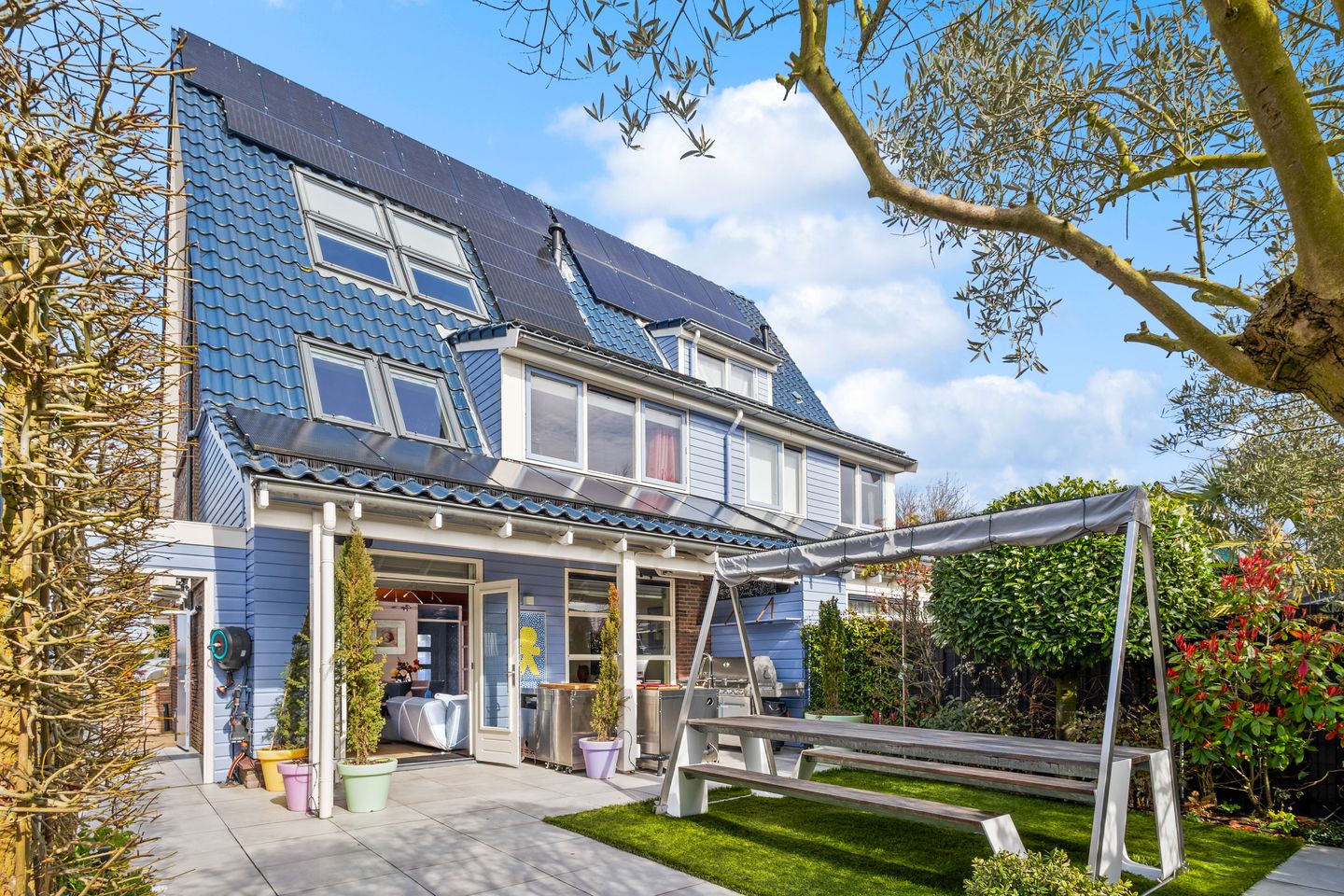 Move-in ready semi-detached home with water views in Ypenburg — 25