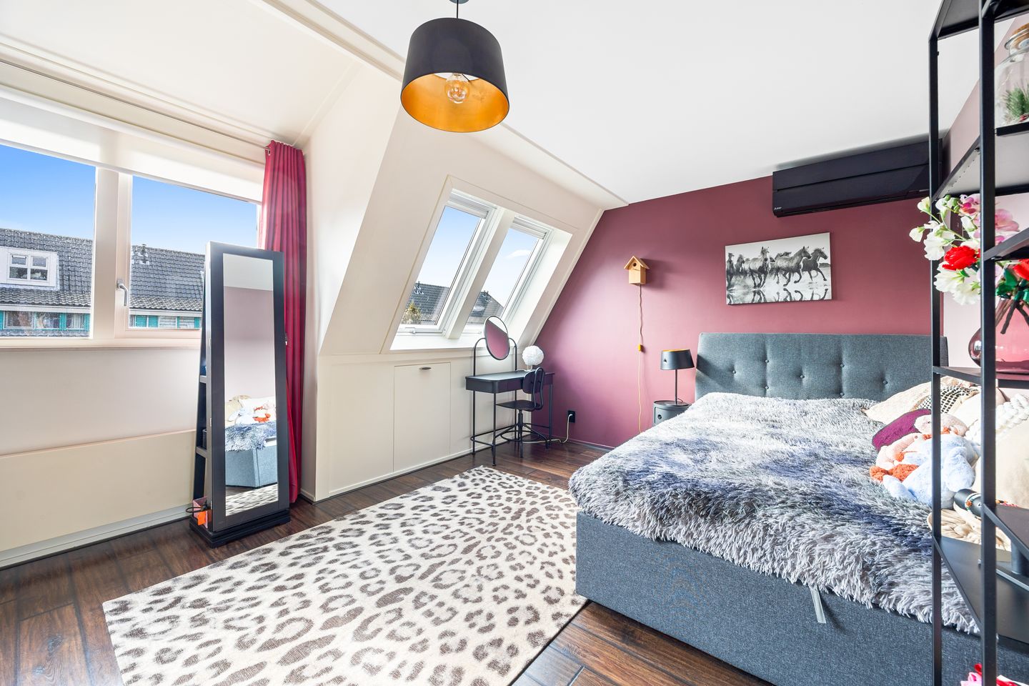 Move-in ready semi-detached home with water views in Ypenburg — 35