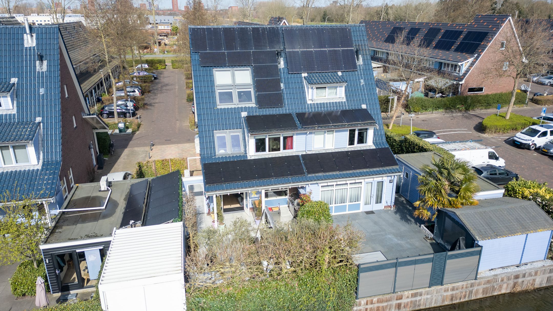 Move-in ready semi-detached home with water views in Ypenburg — 48