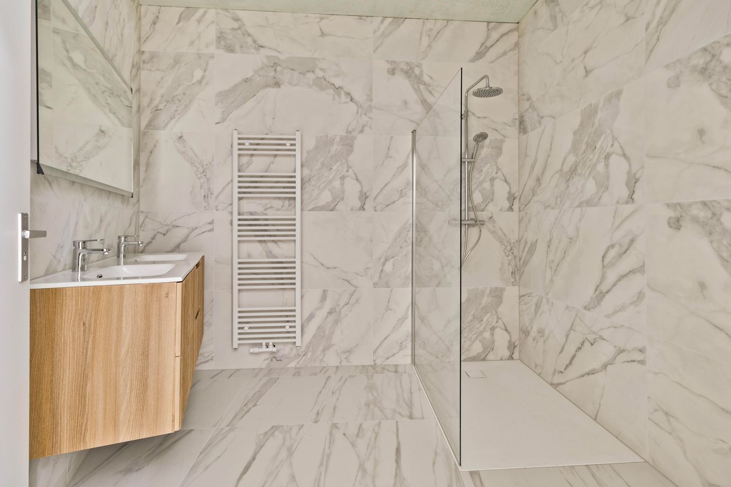 Photo 14 of Oranje Nassaustraat 20