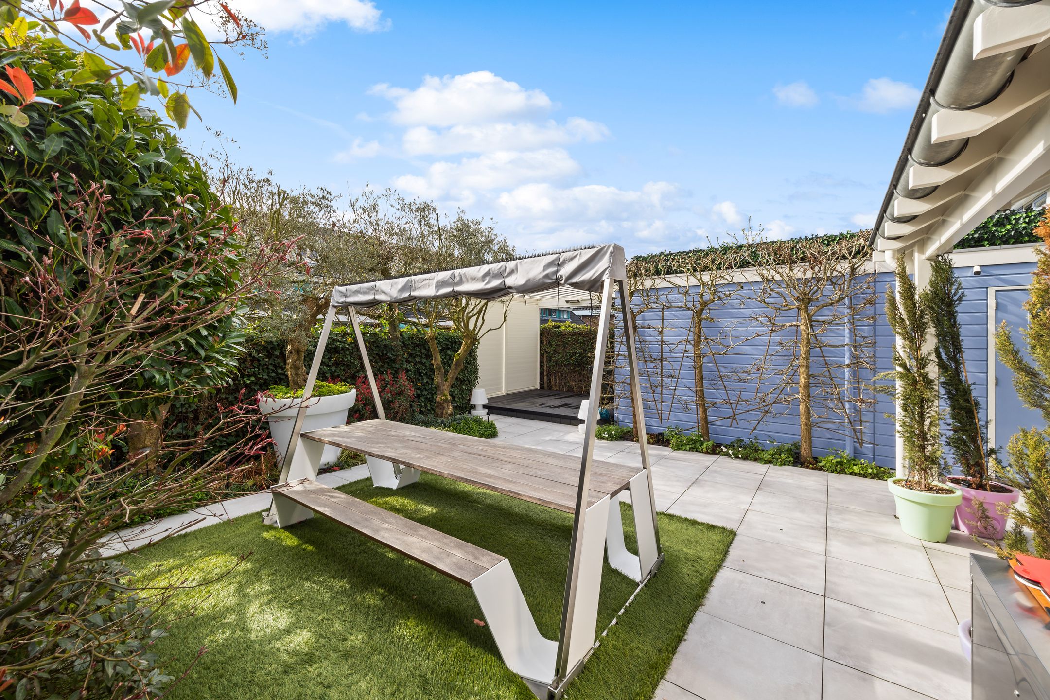 Move-in ready semi-detached home with water views in Ypenburg — 24