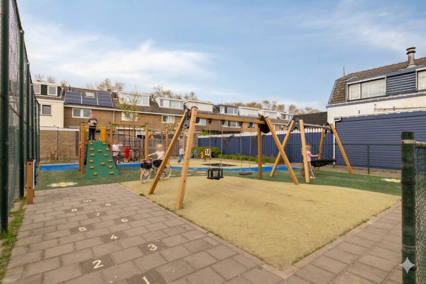 Bright 1930s Corner House with New Foundation and South-Facing Garden Near Station — 35