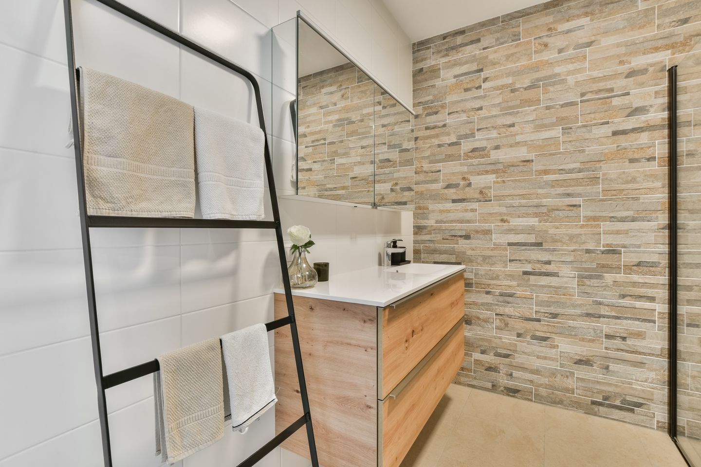 Photo 19 of mt. Lincolnweg 80