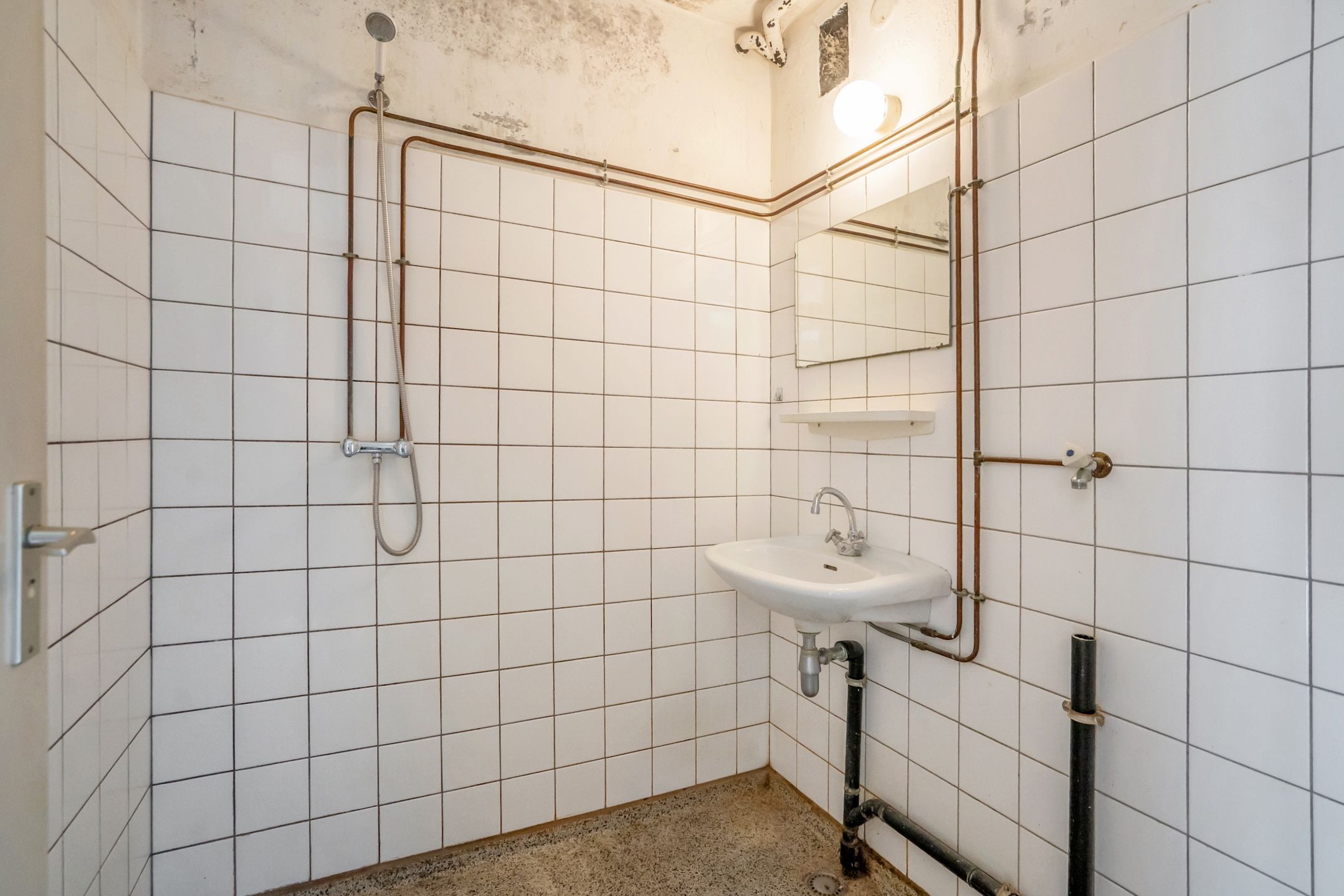 Spacious Maisonnette Apartment in Monumental Building Elvira — 18