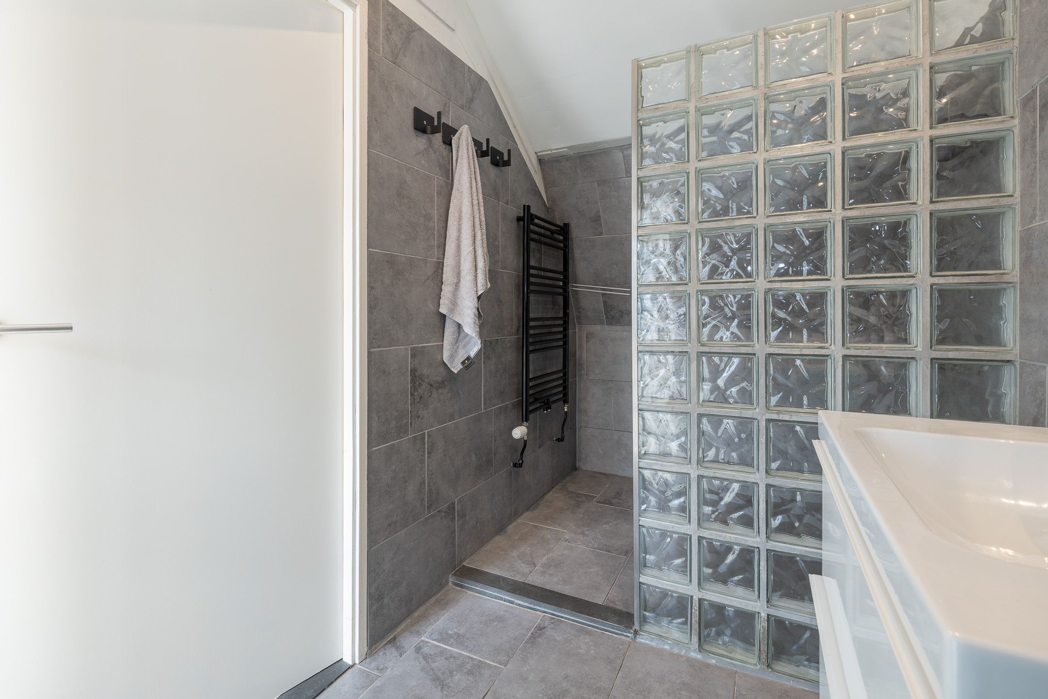 Foto 27 van Spoorstraat 59