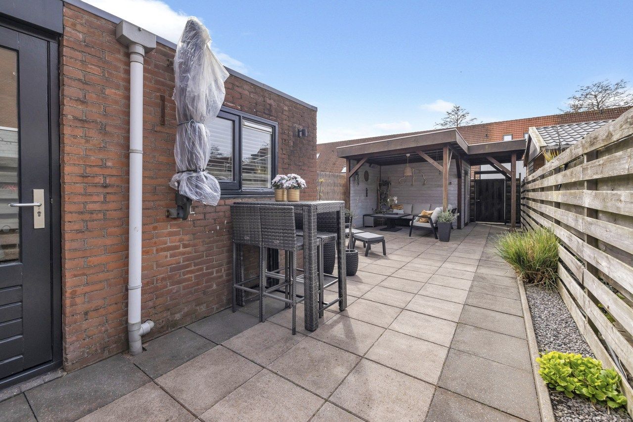 Photo 24 of Bunderstraat 19