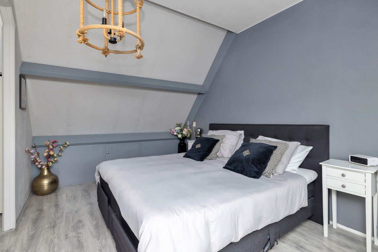 Photo 18 of Bunderstraat 19