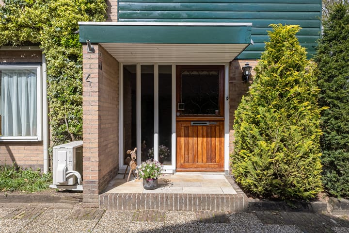 Photo 4 of Vliegtuiglaan 4