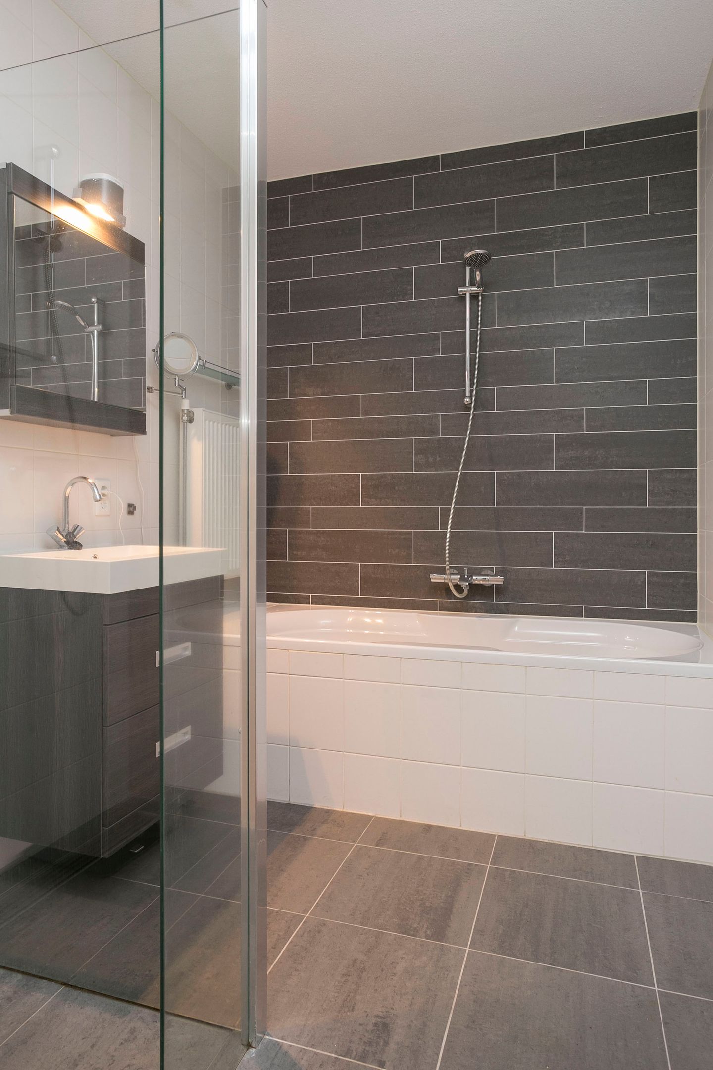 Photo 10 of Dolderstraat 3-C