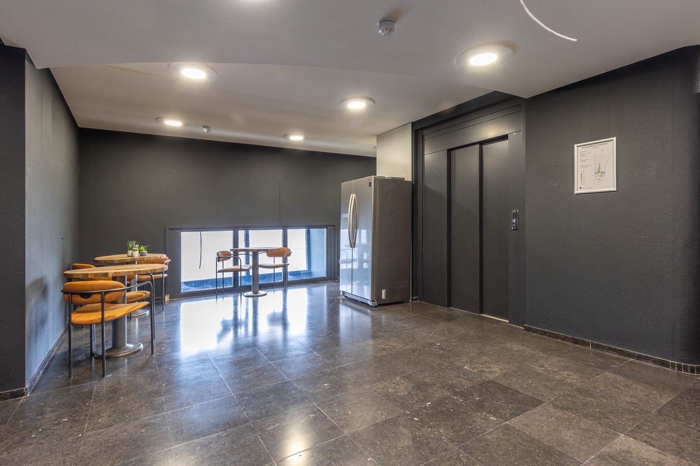 Bekijk foto 5 van Stationsplein 5-D