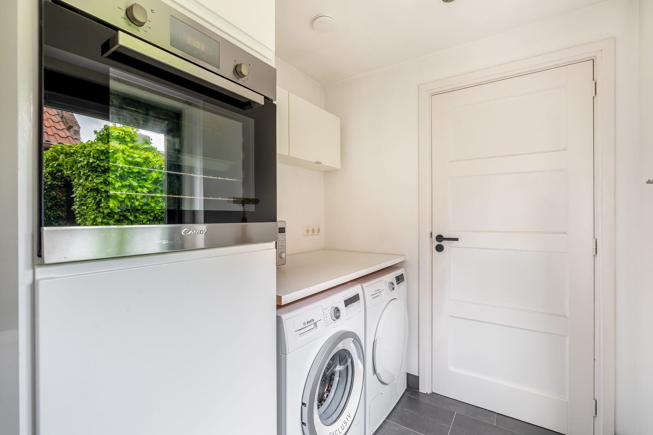 Charming Move-In Ready Semi-Detached Home with Spacious Green Garden — 15