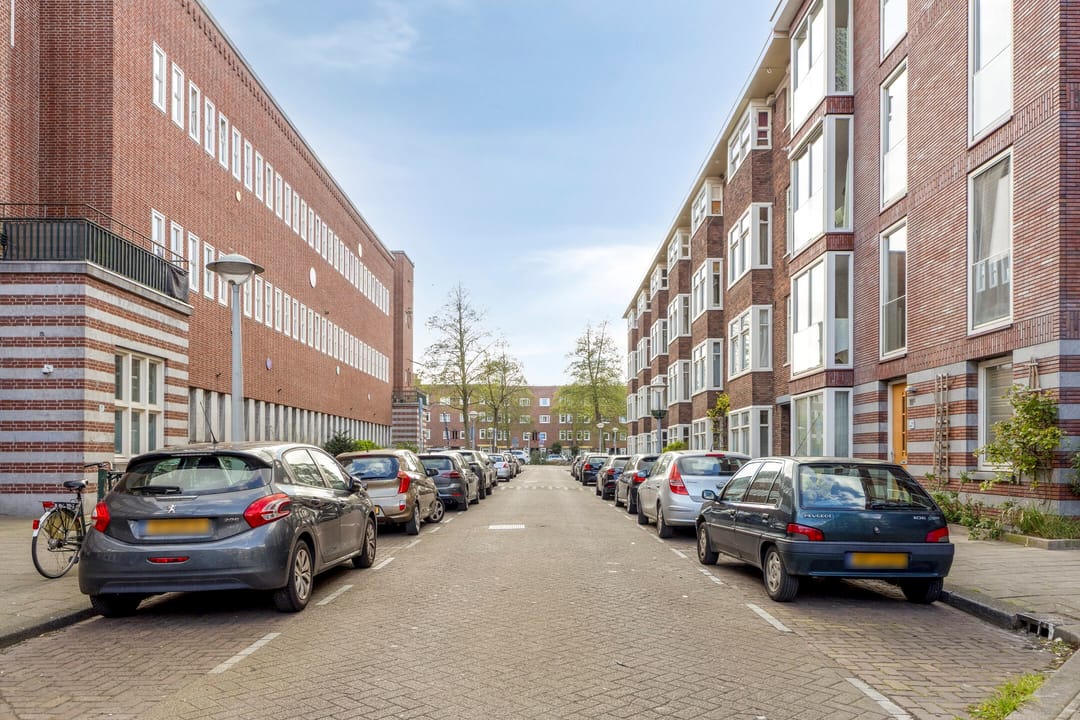 Photo 11 of Cornelis Dirkszstraat 11-D28