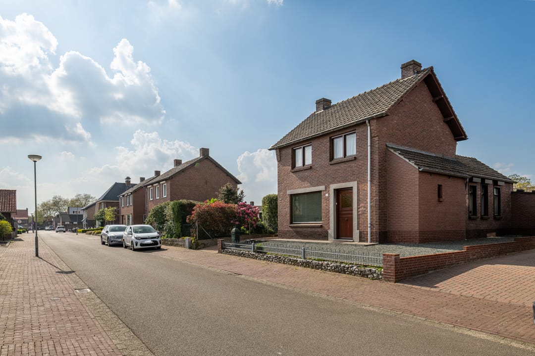 Photo 22 of Schoolsingel 43