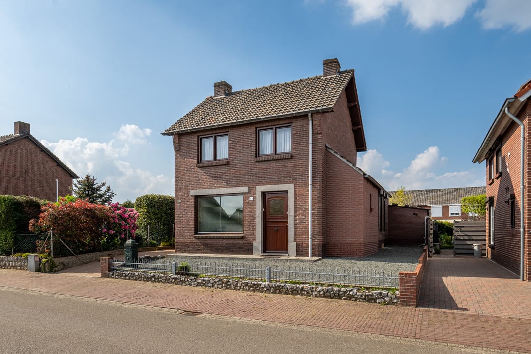 Photo 1 of Schoolsingel 43