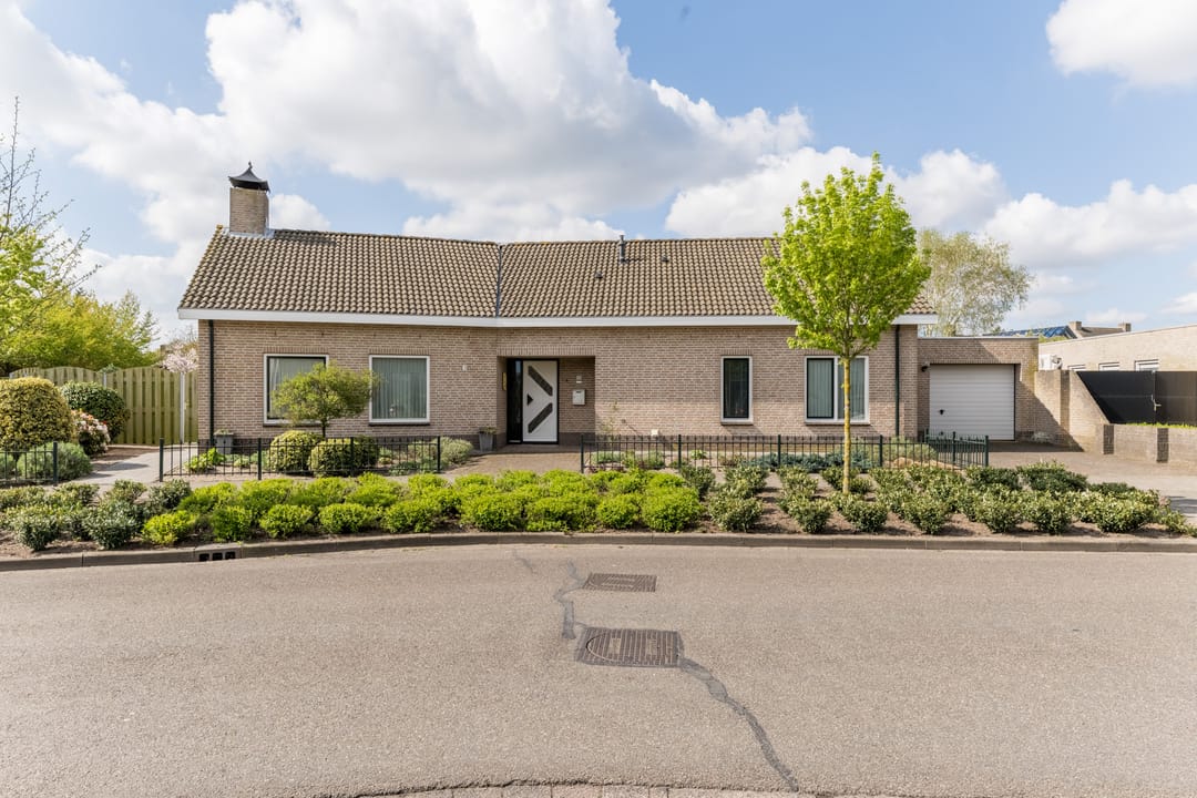 Photo 1 of Simon Vestdijkstraat 22