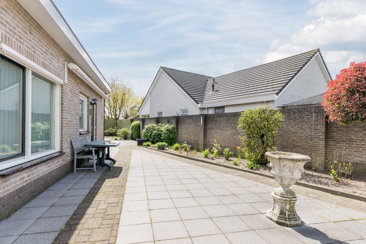 Photo 3 of Simon Vestdijkstraat 22