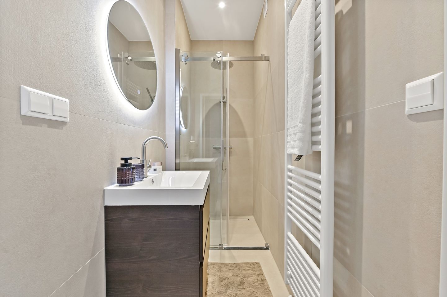 Foto 20 van Apeldoornselaan 81