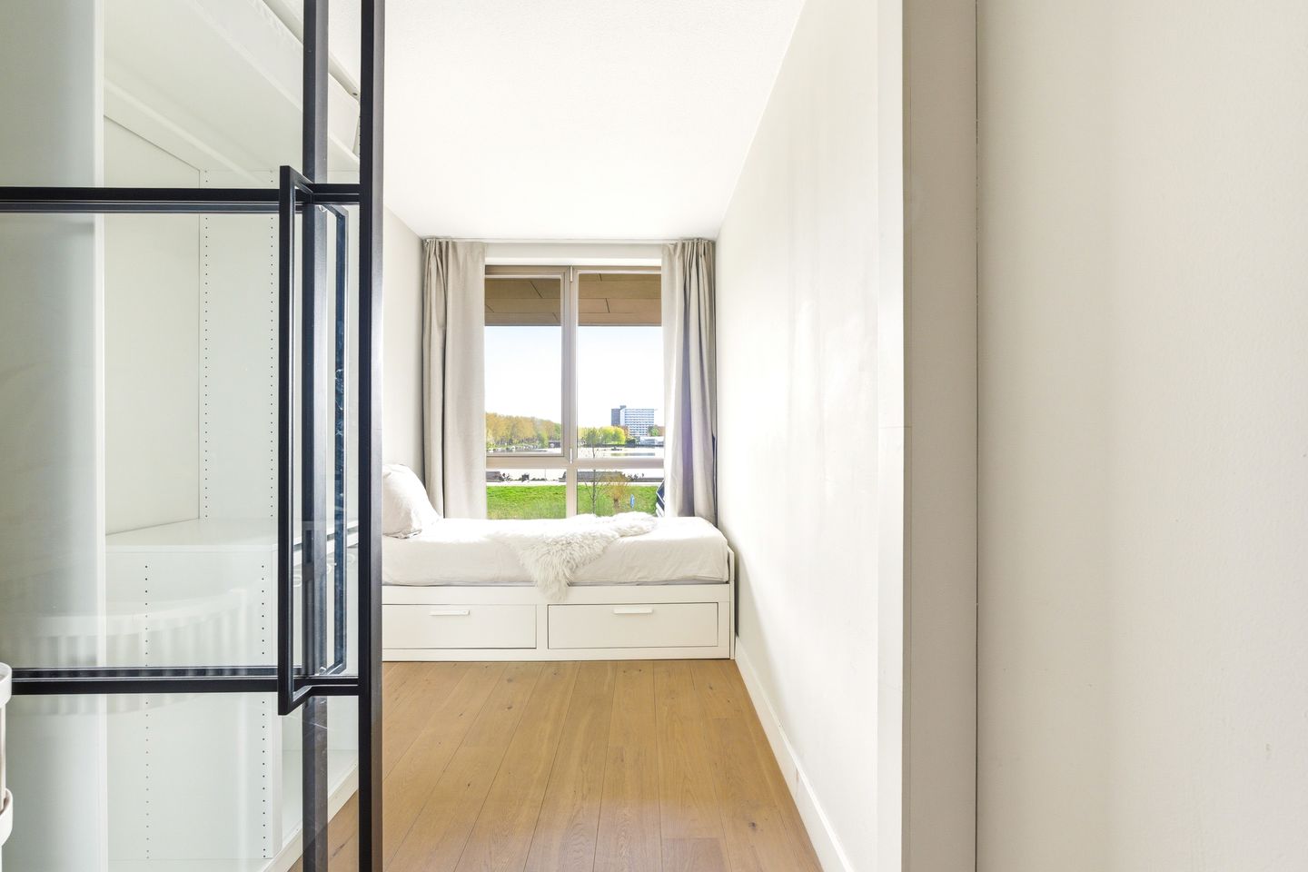 Photo 20 of Saskia van Uijlenburgkade 3