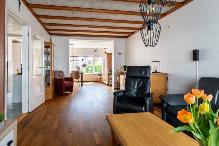 Twee-onder-één-kap te koop: Rooseveltstraat 7, Landgraaf