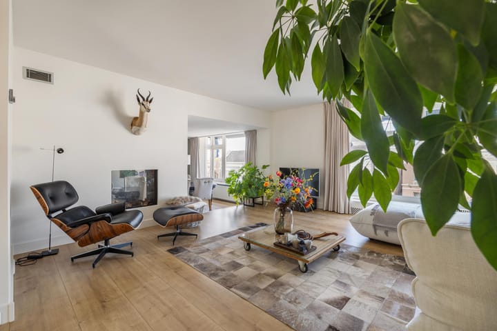 Photo 3 of Nieuwe Ginnekenstraat 19-II