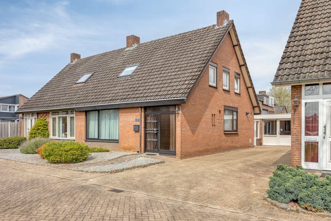 Foto 2 van Burchtplein 2