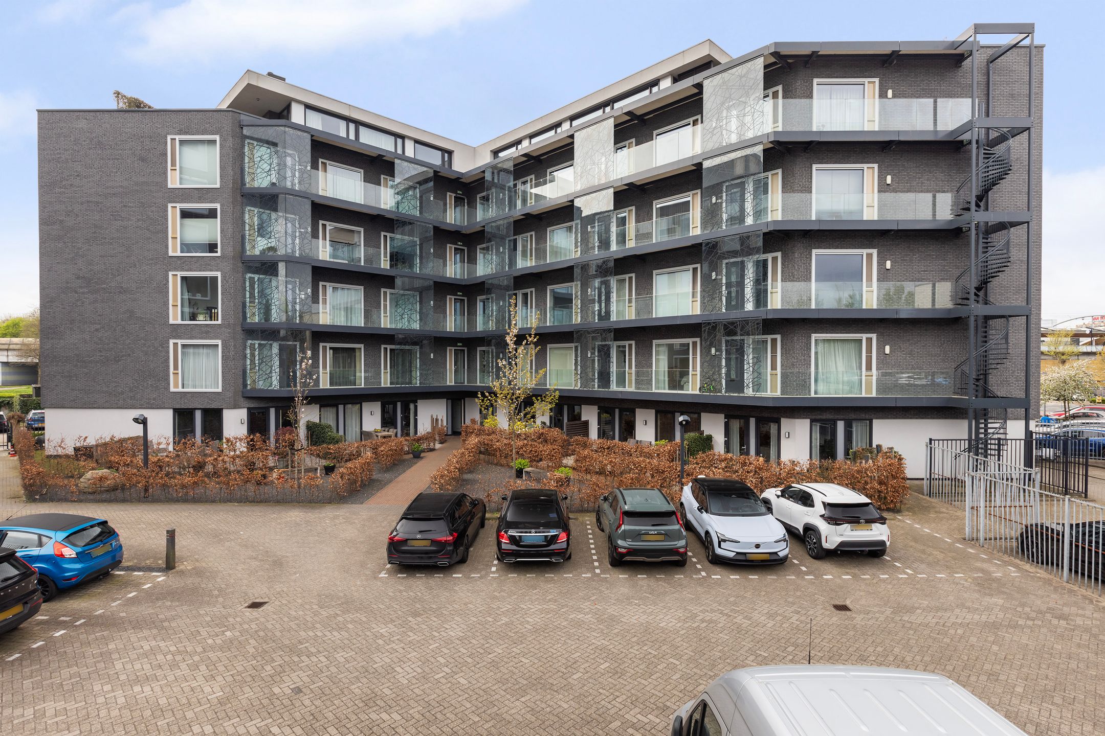 Foto 33 van Stationsweg 43-A12