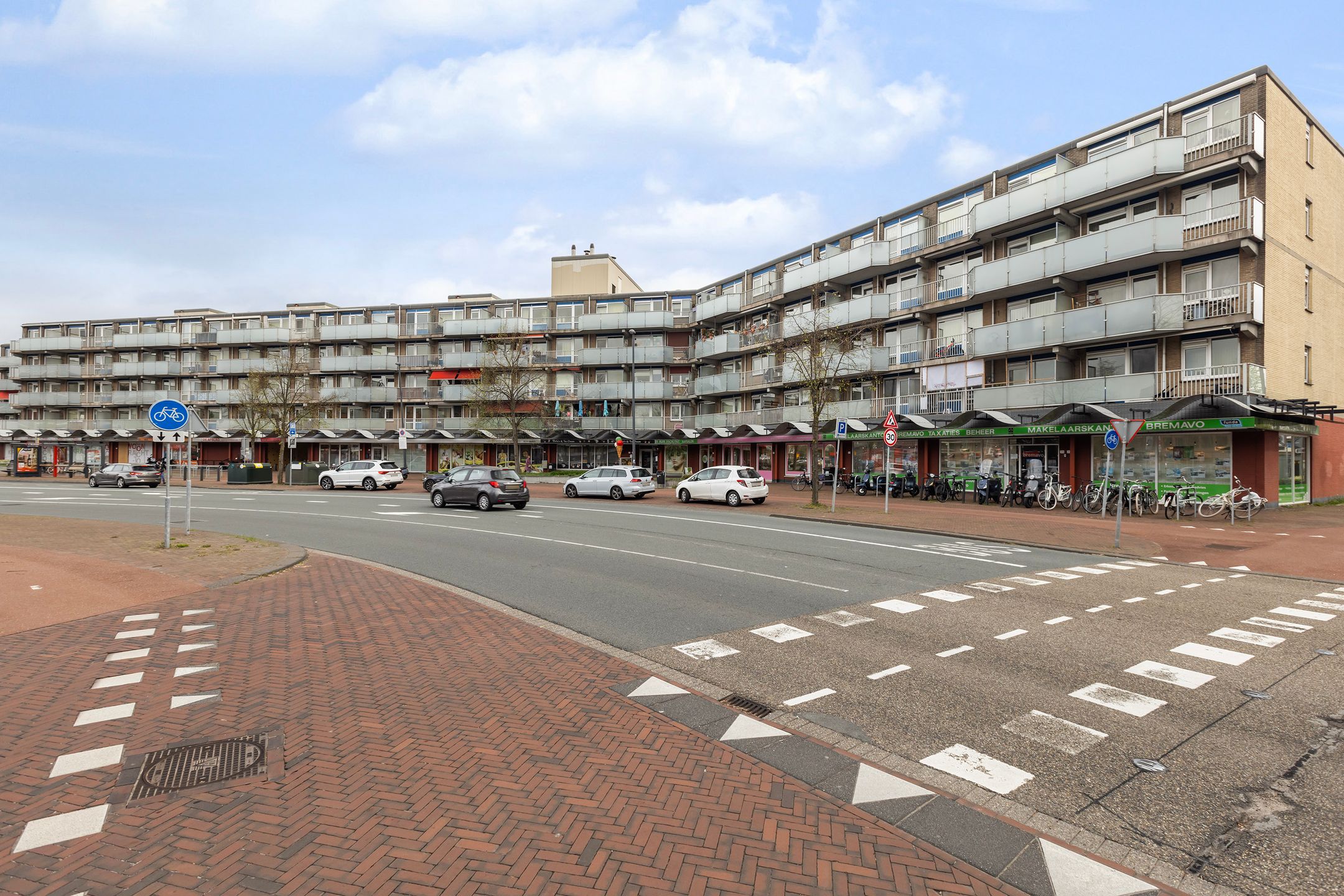 Foto 39 van Stationsweg 43-A12