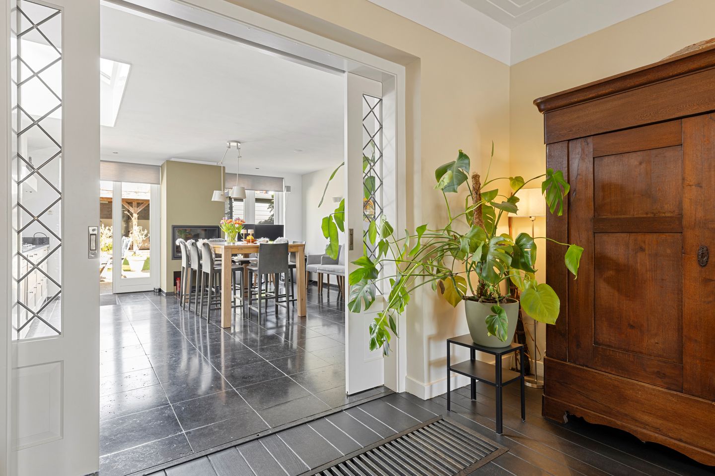 Foto 19 van van Schelbergenstraat 3