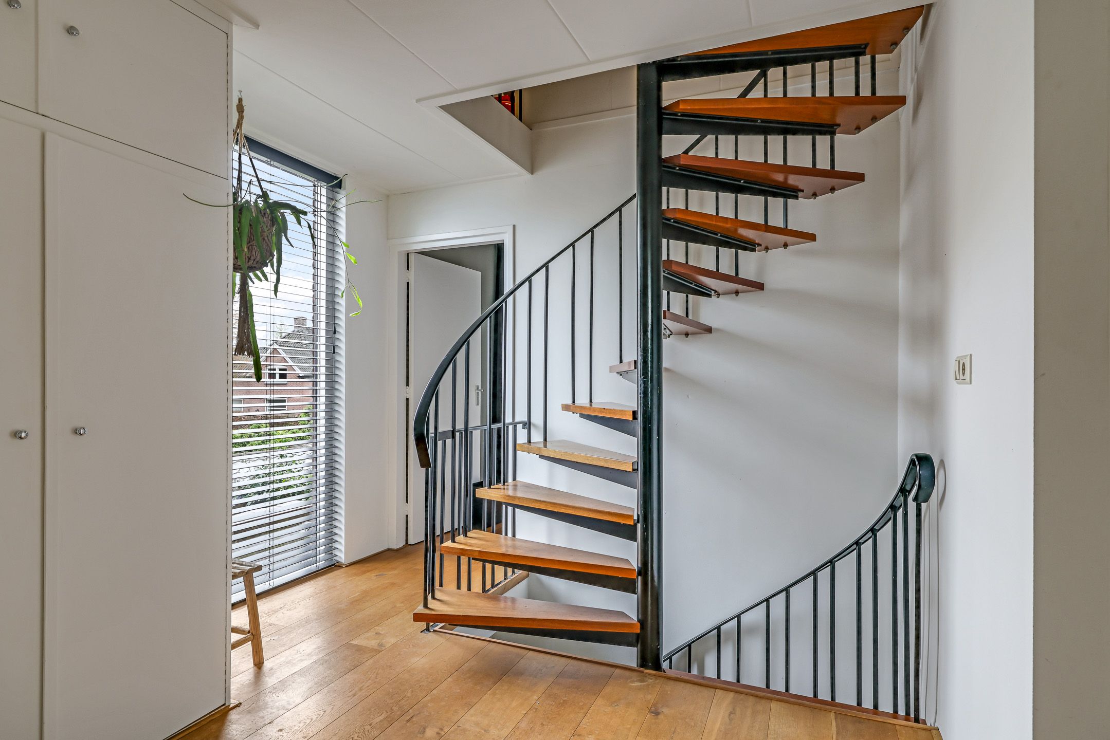 Foto 27 van Prins Bernhardstraat 2